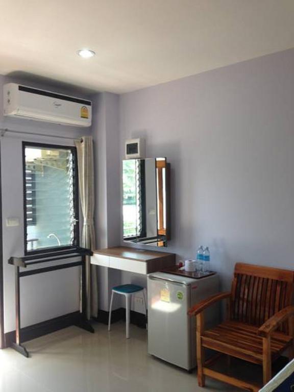 Nasa Mansion Appartement Phuket Buitenkant foto