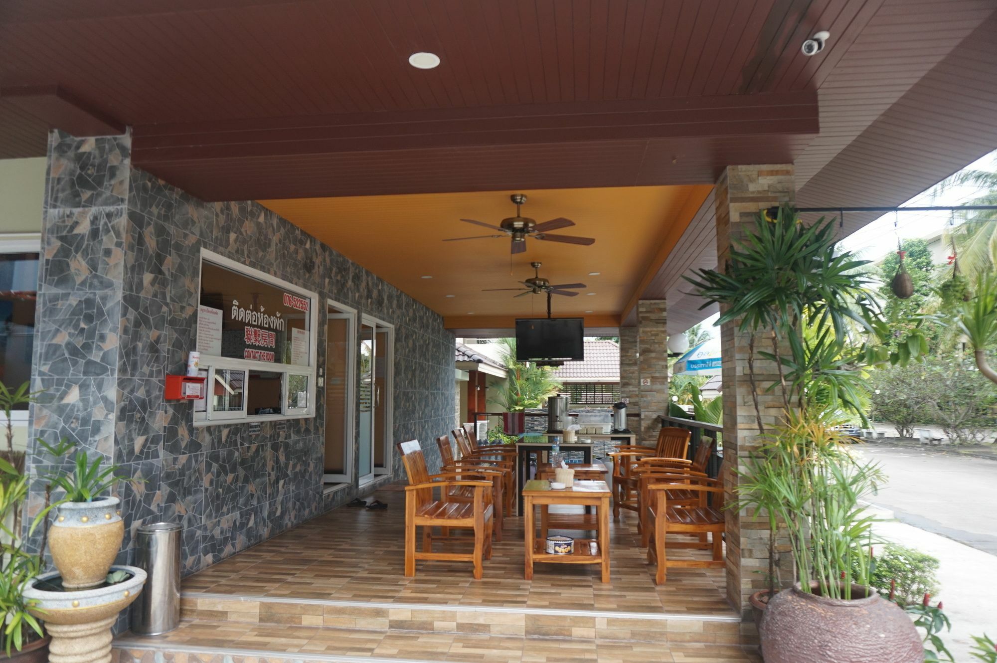 Nasa Mansion Appartement Phuket Buitenkant foto