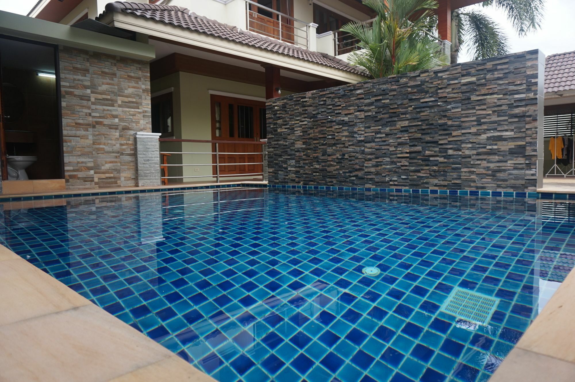 Nasa Mansion Appartement Phuket Buitenkant foto